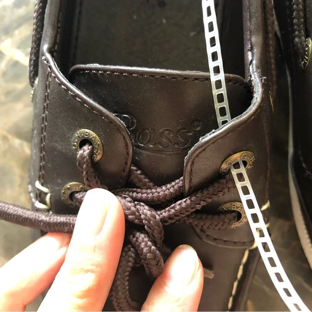 Bass Boys size 2 shoes NWOT